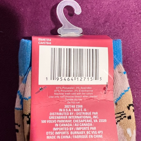 3 for $13 Cat socks!😸 - Picture 3 of 3